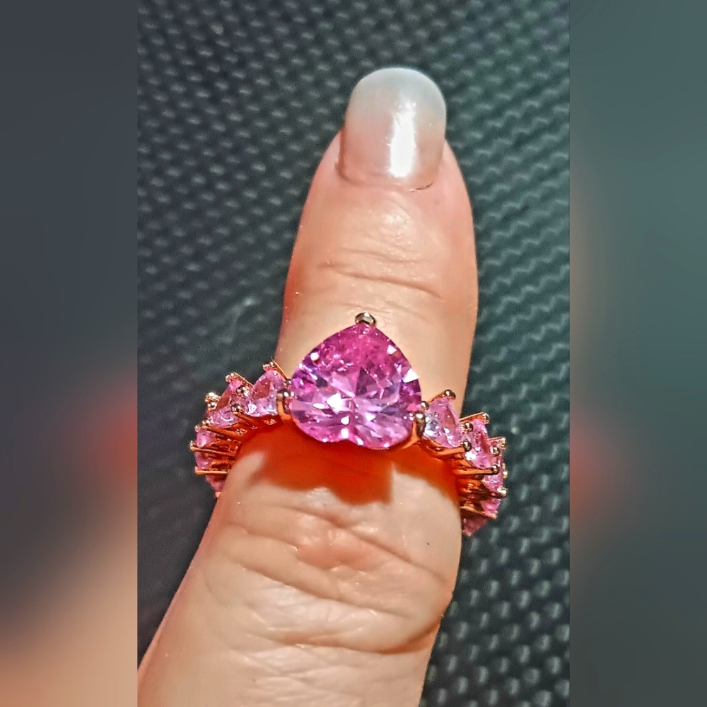 Pink Heart jeweled ring. Size 9. Never worn. October Breast Cancer Awareness mo.